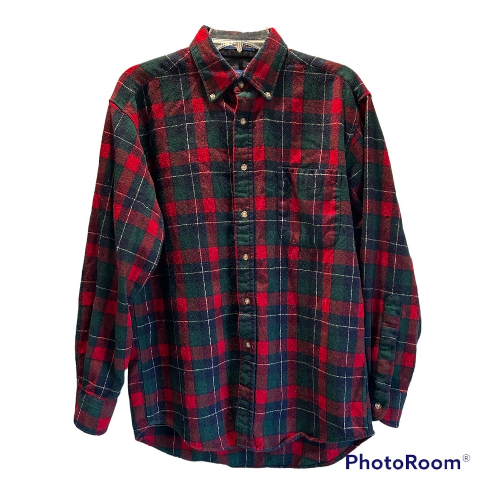 Pendleton 100% virgin wool men’s button down shirt size medium.